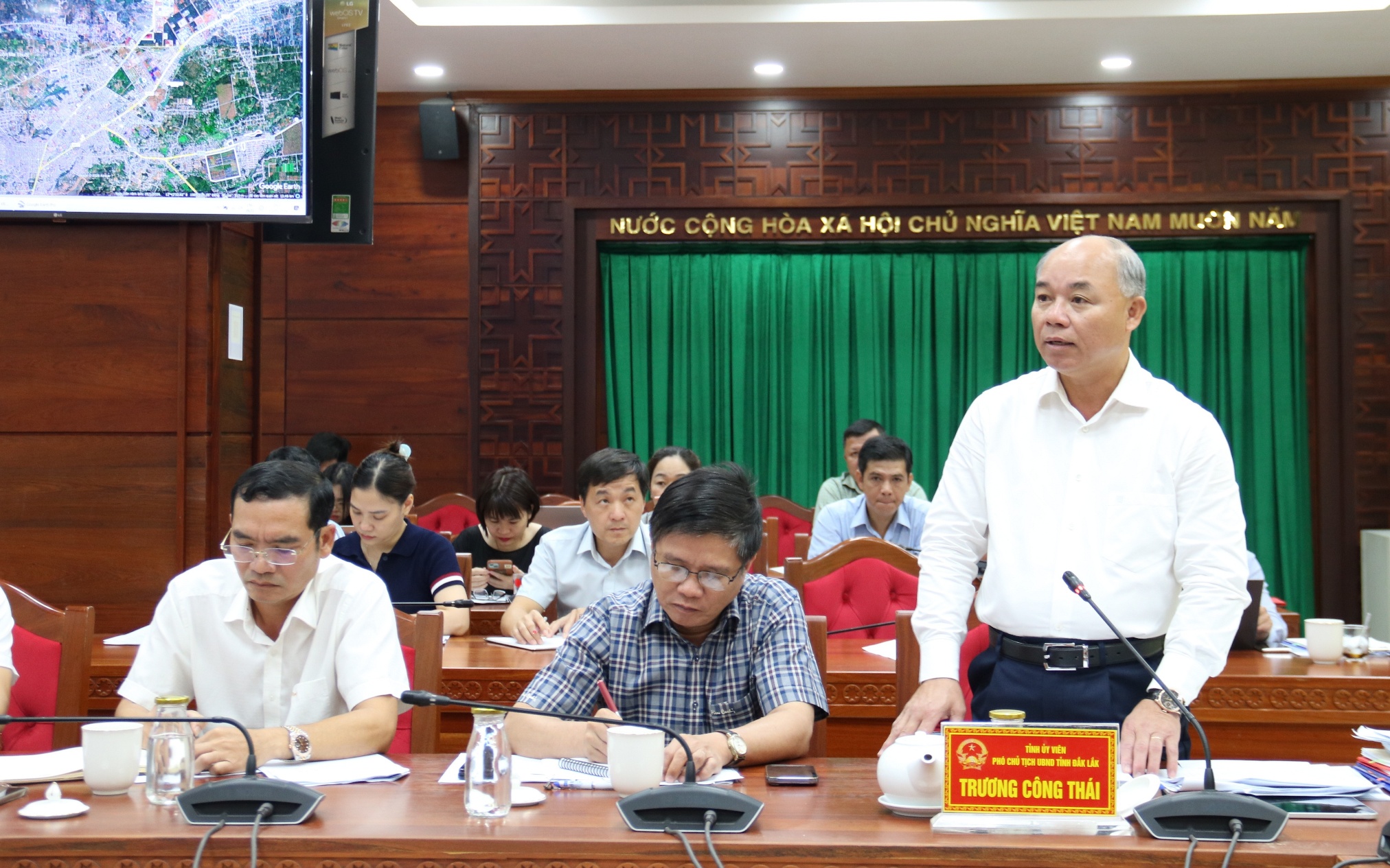 anh 5 bài 4
